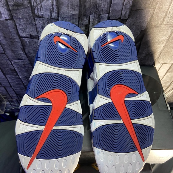 Retro Nike air more uptempo knicks size 10 - Picture 6 of 8